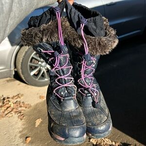 Lands end Girls snow boots 2